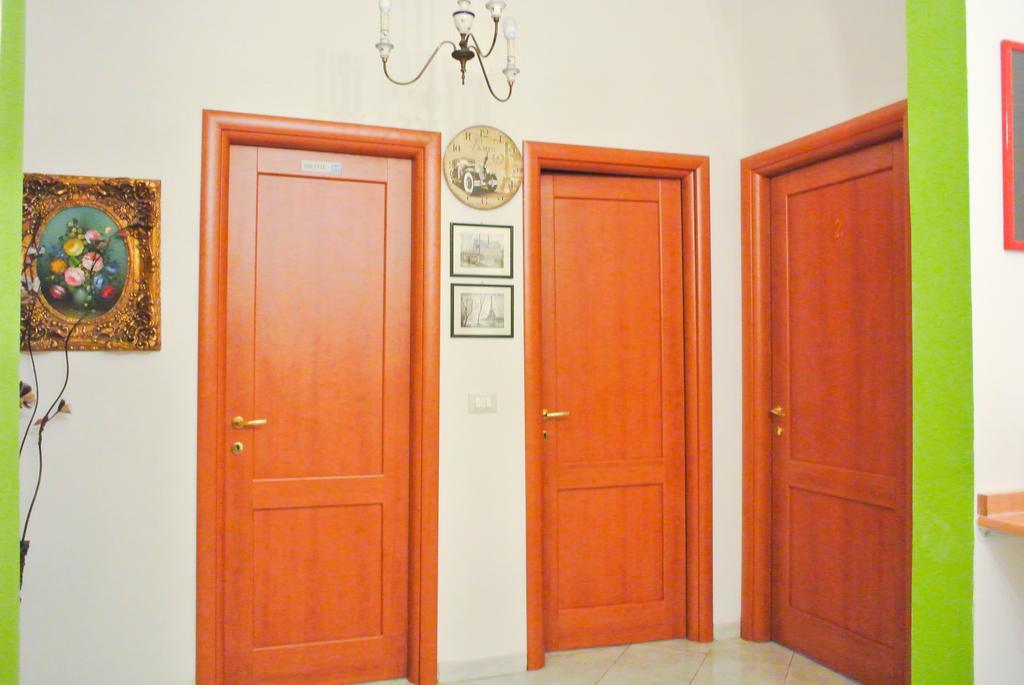 Guest House Hellokitty Roma Ngoại thất bức ảnh
